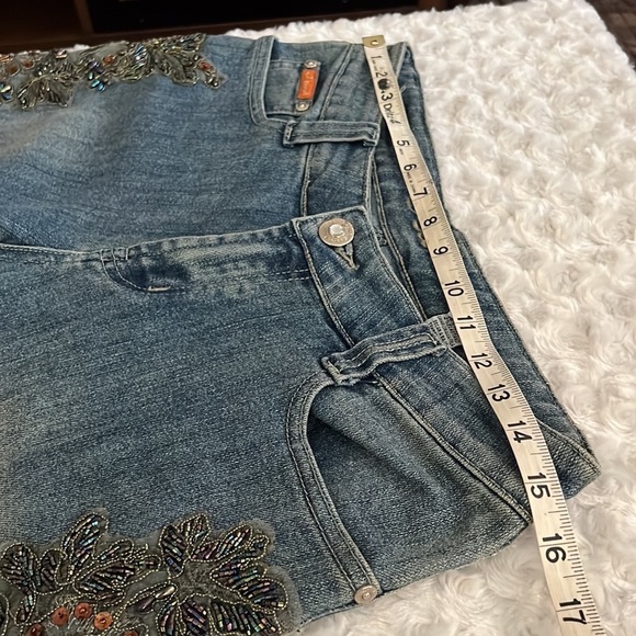 J Secret woman’s sequin boot cut blue jean Size 29. Size 9-10 - Picture 11 of 12